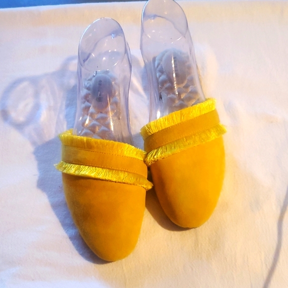 Birdies The Annie Marigold Gold Fringed Sz. 7.5 Slip-on Cushioned‎ Mules - Picture 1 of 8